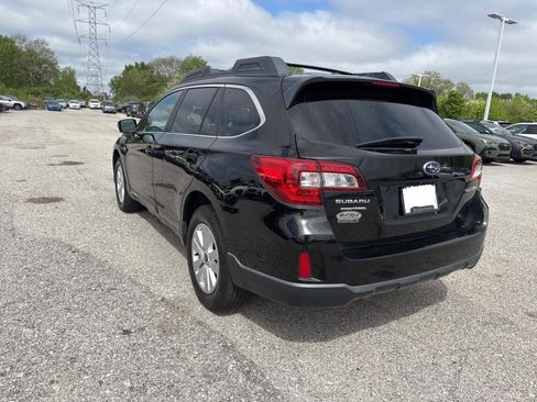 Used 2015 Subaru Outback 2.5i Premium AWD/4WD image 14