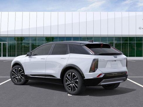 New 2026 Cadillac Optiq Sport 2 image 4