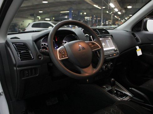 New 2026 Mitsubishi Outlander Sport ES image 5