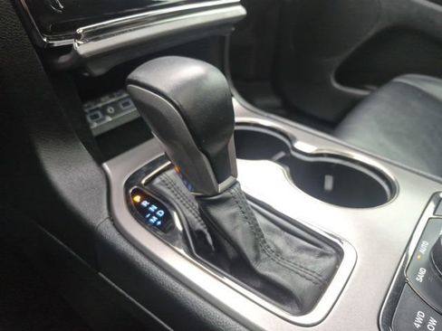 Used 2020 Jeep Grand Cherokee Limited X AWD/4WD image 34