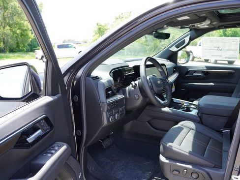 New 2026 Chevrolet Suburban High Country AWD/4WD image 11