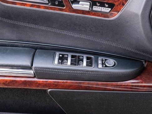 Used 2010 Mercedes-Benz CL 550 4MATIC w/ Sport Pkg image 14