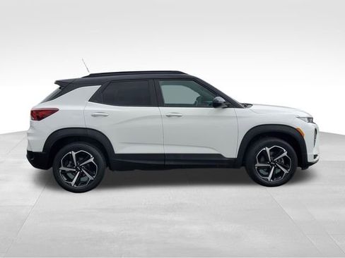 Certified 2023 Chevrolet TrailBlazer RS w/ Convenience Package AWD/4WD image 6