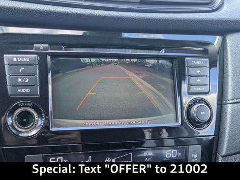 Used 2019 Nissan Rogue SV image 19