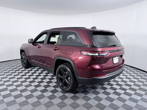 New 2026 Jeep Grand Cherokee Limited image 5