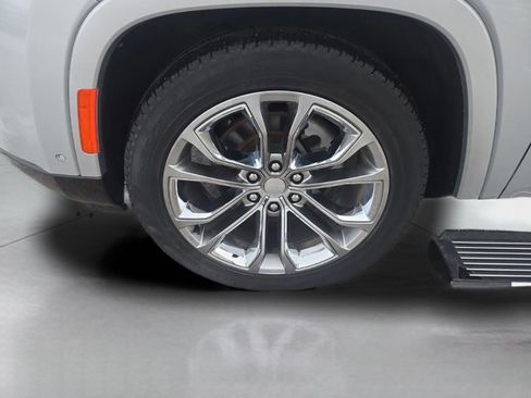 Certified 2023 Jeep Grand Wagoneer Series II image 27