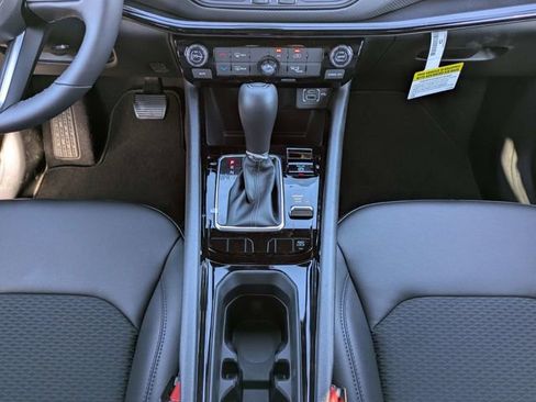 New 2026 Jeep Compass Latitude image 19