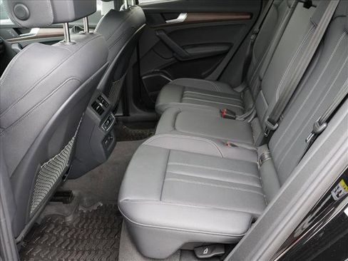 Used 2023 Audi Q5 2.0T Prestige w/ Prestige Package AWD/4WD image 15