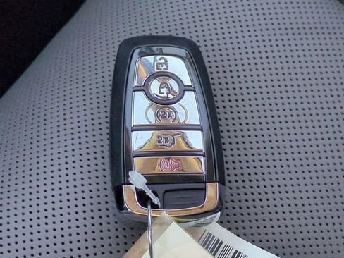 New 2026 Lincoln Corsair Reserve image 29