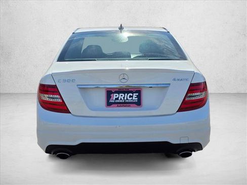 Used 2013 Mercedes-Benz C 300 4MATIC Sedan image 4
