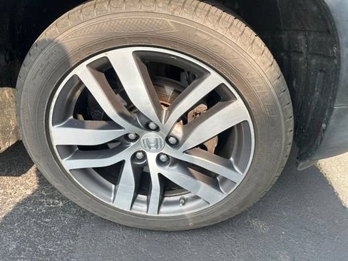 Used 2017 Honda Pilot Elite image 10