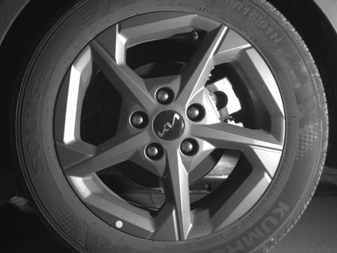 Used 2025 Kia K4 LXS image 14