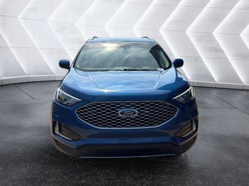 Used 2024 Ford Edge SEL w/ Convenience Package AWD/4WD image 2