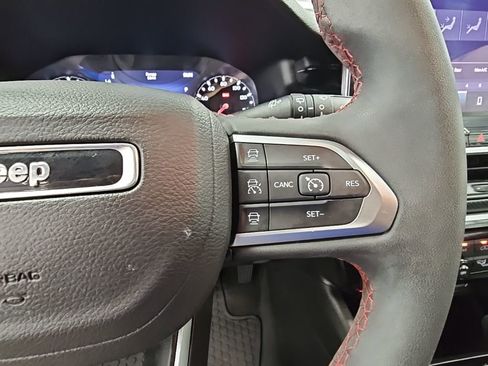 Used 2022 Jeep Compass Trailhawk image 27