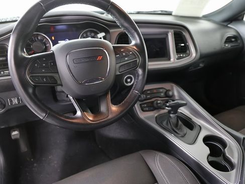 Certified 2023 Dodge Challenger SXT image 9