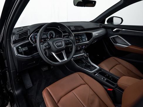 Certified 2025 Audi Q3 2.0T Premium Plus w/ Premium Plus Package image 8