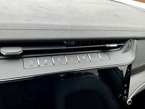 New 2026 Jeep Grand Cherokee Laredo image 17