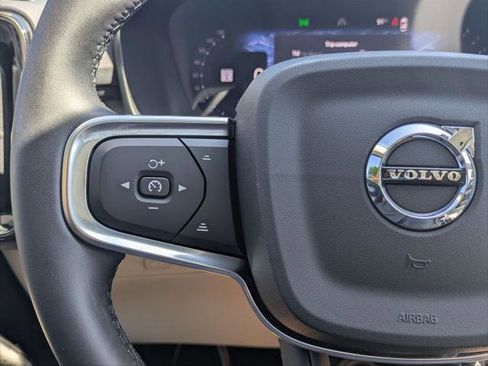 Used 2026 Volvo XC40 B5 Plus w/ Protection Package Premier AWD/4WD image 13