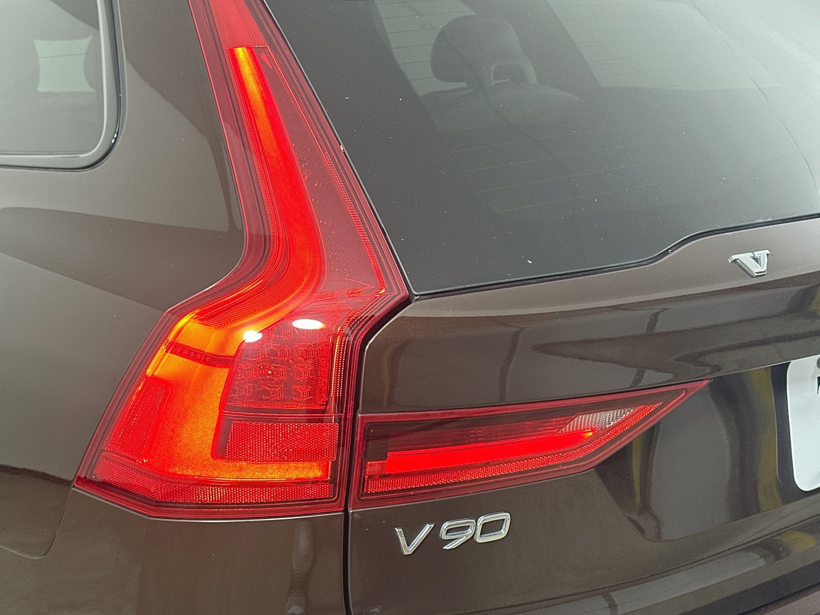 Used 2017 Volvo V90 T6 Cross Country AWD/4WD image 12