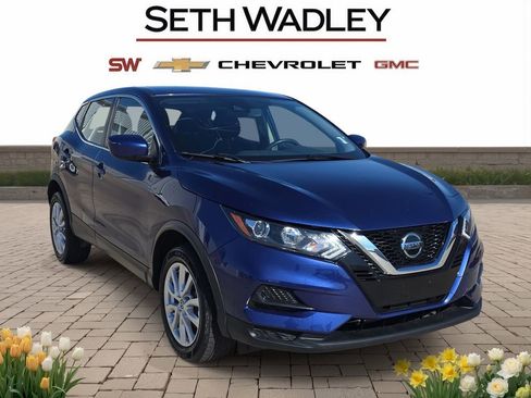 Used 2022 Nissan Rogue Sport S FWD image 1