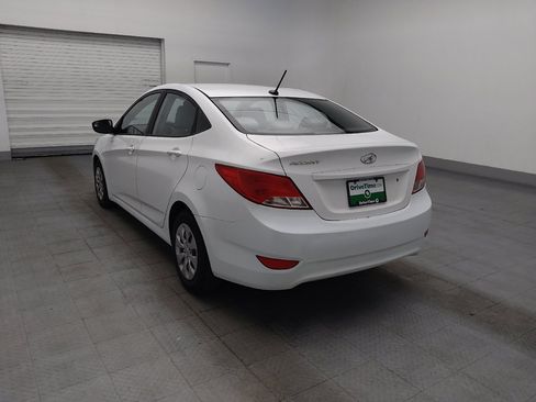Used 2015 Hyundai Accent GLS FWD image 5