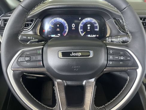 New 2026 Jeep Grand Cherokee L 4WD image 30