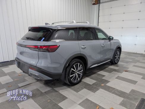 Used 2025 INFINITI QX60 Sensory w/ Vision Package image 4