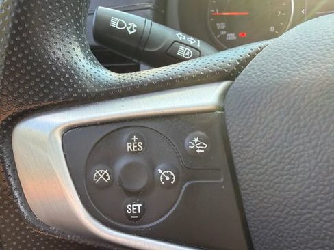 Used 2023 GMC Terrain SLE w/ Driver Convenience Package AWD/4WD image 16