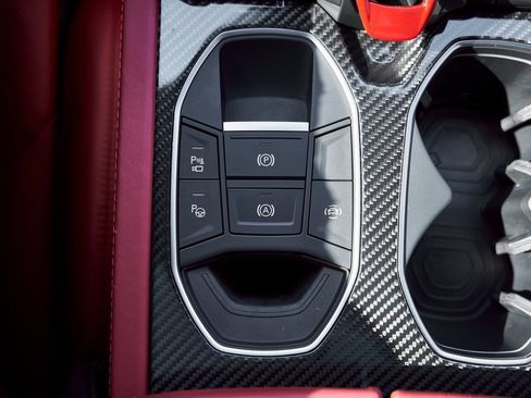 Used 2024 Lamborghini Urus S image 72