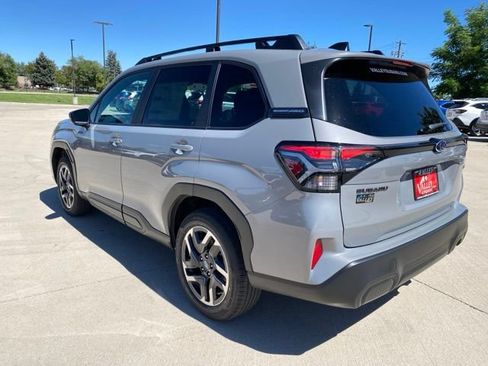 New 2026 Subaru Forester Touring AWD/4WD image 3