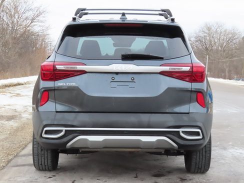 Certified 2023 Kia Seltos EX image 8
