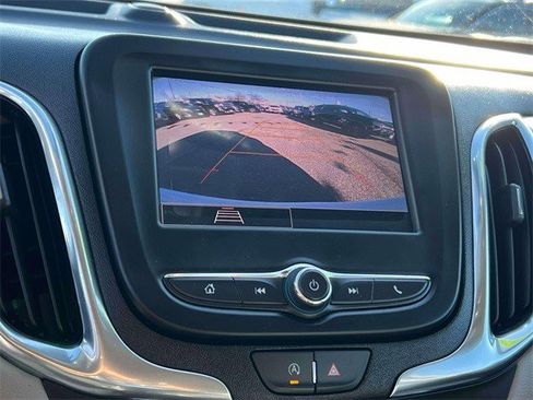 Certified 2023 Chevrolet Equinox LS w/ Driver Confidence II Package image 30