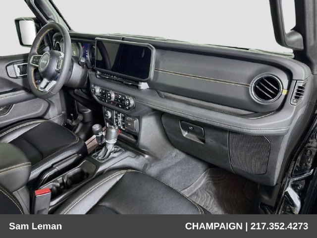 Used 2024 Jeep Wrangler Unlimited Sahara AWD/4WD image 26