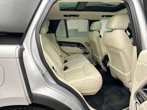 Certified 2023 Land Rover Range Rover SE AWD/4WD image 19