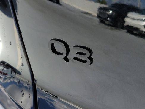 New 2026 Audi Q3 quattro 2.0T image 5