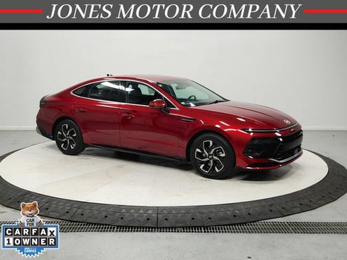 Used 2025 Hyundai Sonata SEL FWD image 1
