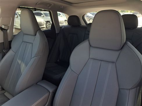 New 2025 Audi Q5 Premium Plus image 16