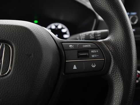 Used 2024 Honda CR-V LX image 24