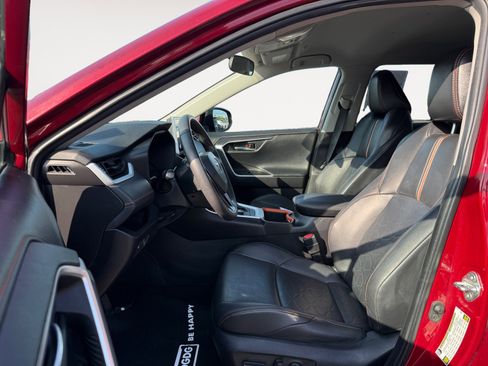 Used 2023 Toyota RAV4 Adventure image 10