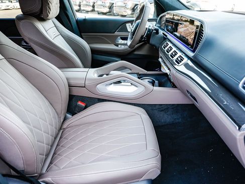 New 2026 Mercedes-Benz GLE 53 AMG 4MATIC image 17
