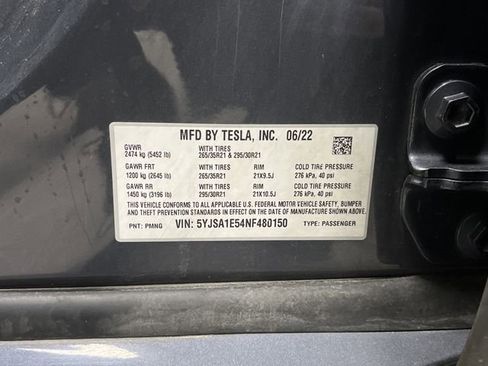 Used 2022 Tesla Model S image 32