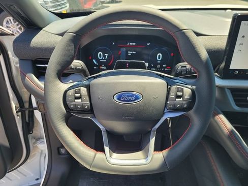 New 2026 Ford Explorer ST-Line w/ ST-Line Street Pack AWD/4WD image 9