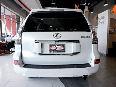 Used 2016 Lexus GX 460 image 6