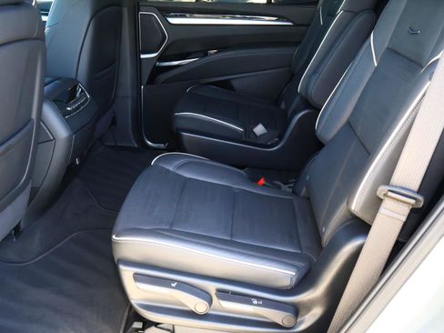 Used 2025 Cadillac Escalade Sport w/ Touring Package image 28