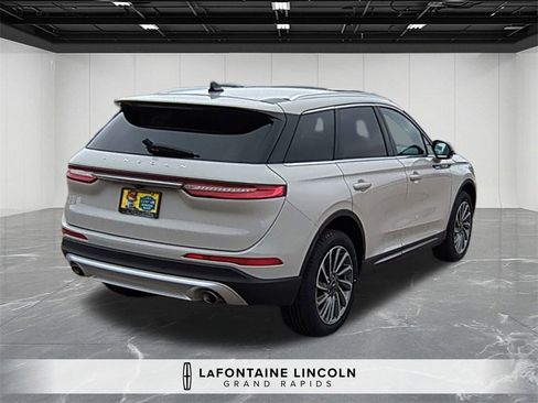 Certified 2023 Lincoln Corsair Reserve image 6