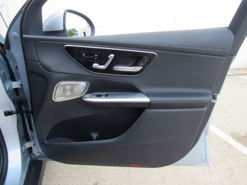 Used 2023 Mercedes-Benz GLC 300 w/ Pinnacle Trim Package image 19