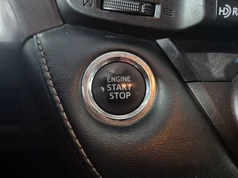 Used 2018 Toyota RAV4 XLE image 23