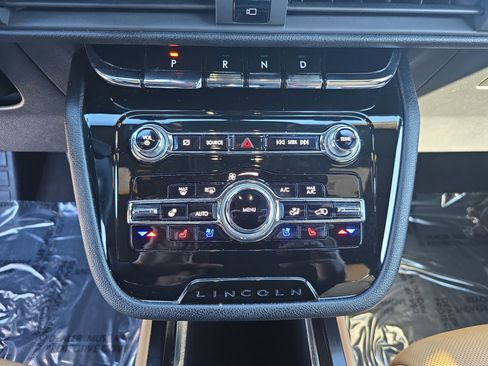 Used 2021 Lincoln Corsair Reserve w/ Elements Package image 20