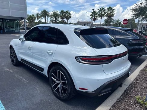 Certified 2023 Porsche Macan AWD/4WD image 3