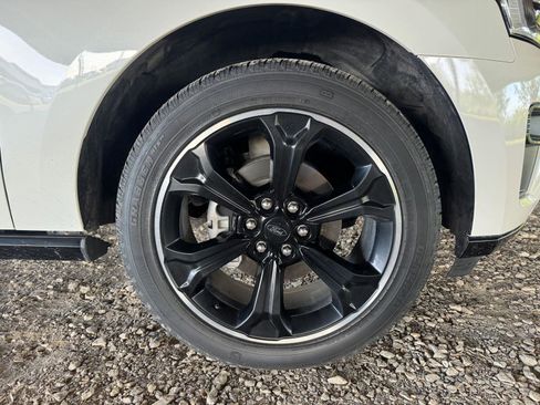 Used 2023 Ford Expedition Limited RWD image 54